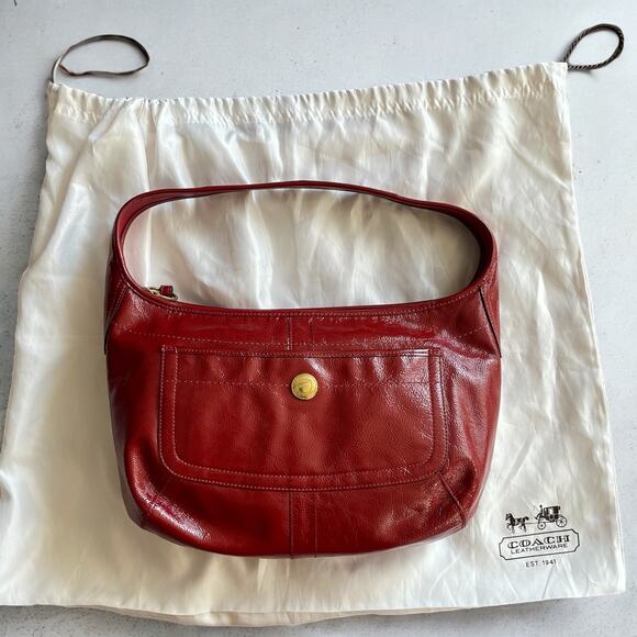 COACH Ergo F12886 Cherry Red Patent Leather Hobo Shoulder Handbag Y2K - Picture 1 of 10